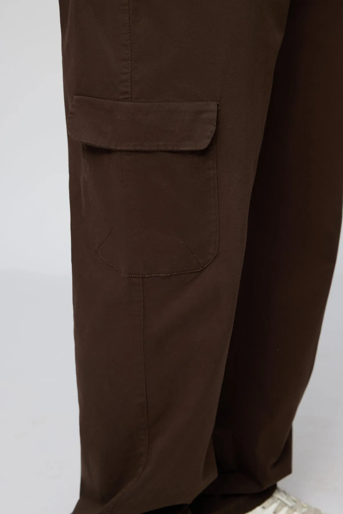 Aztec Brown Men's Relaxed Fit Cargo Pants