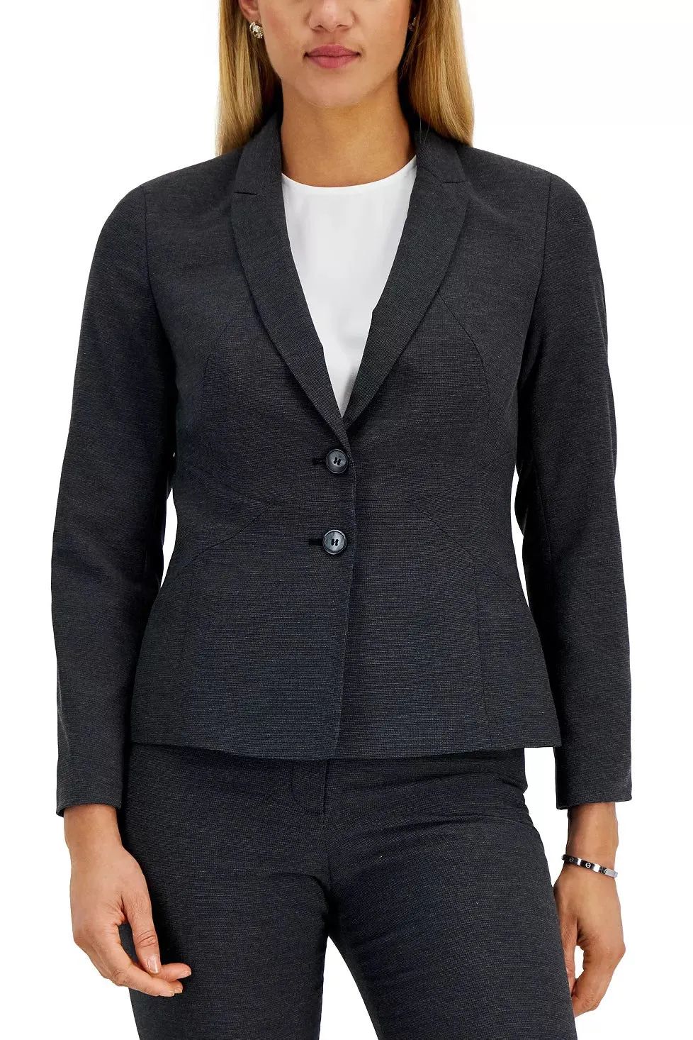 Le Suit lapel collar 2 button closure jacket seam detail with straight leg pant