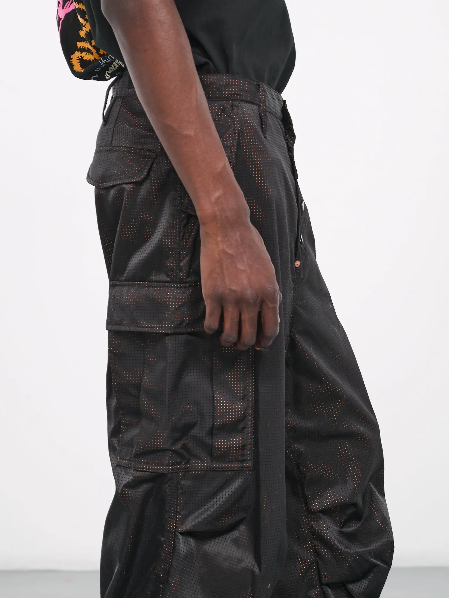 Nylon Cargo Pants (23AWPT12-BLACK)