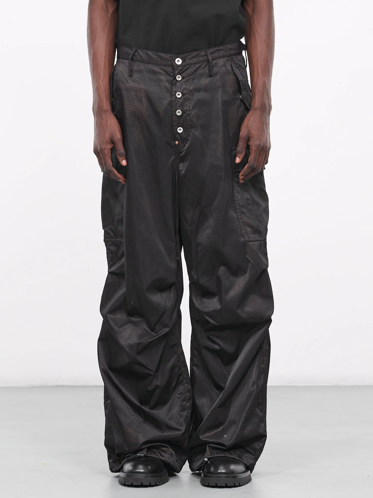 Nylon Cargo Pants (23AWPT12-BLACK)