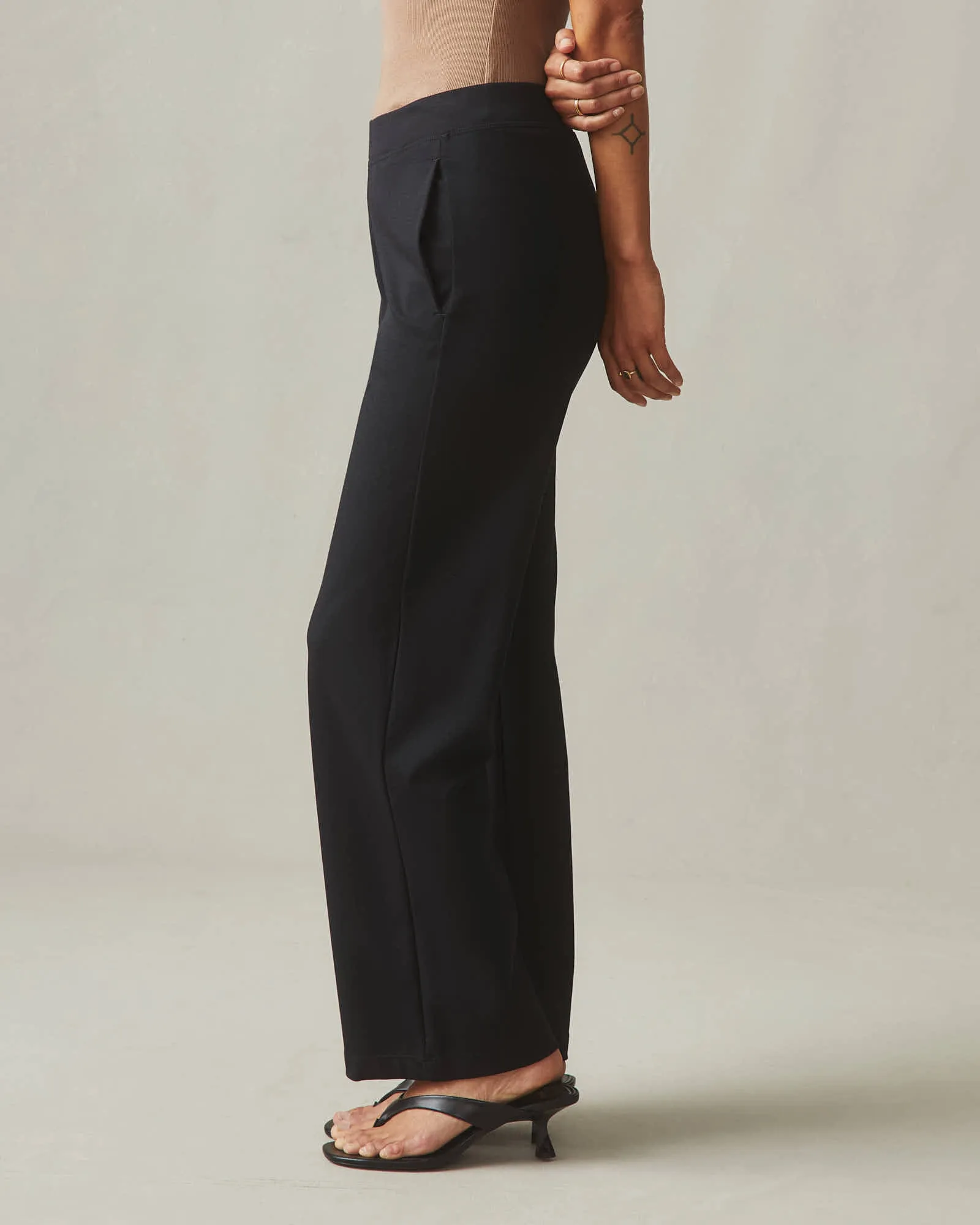 Ponte Straight Pant - Super Black