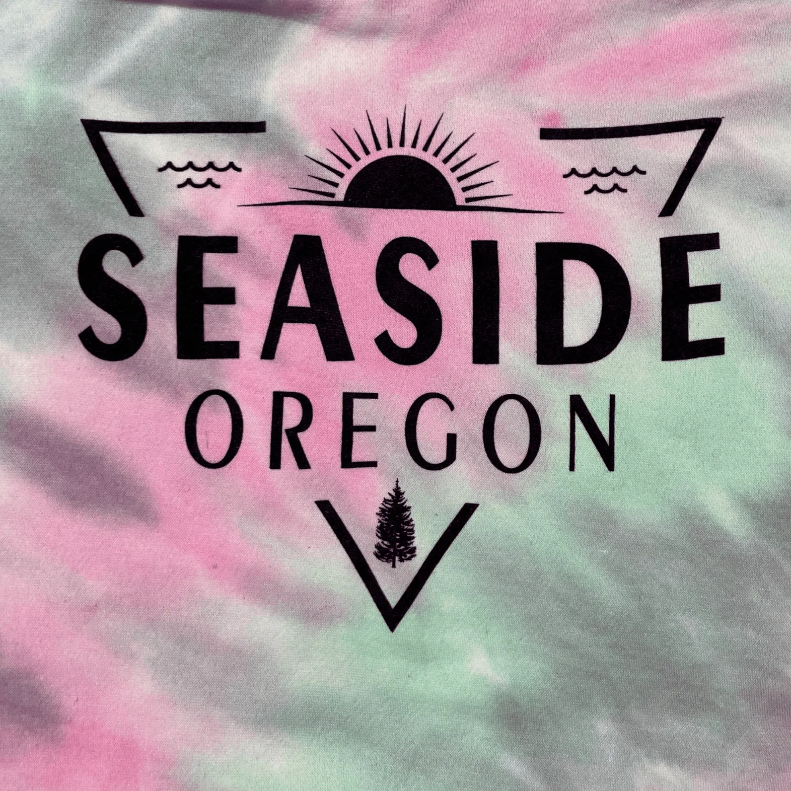 Seaside Triangle Tie Dye Hood