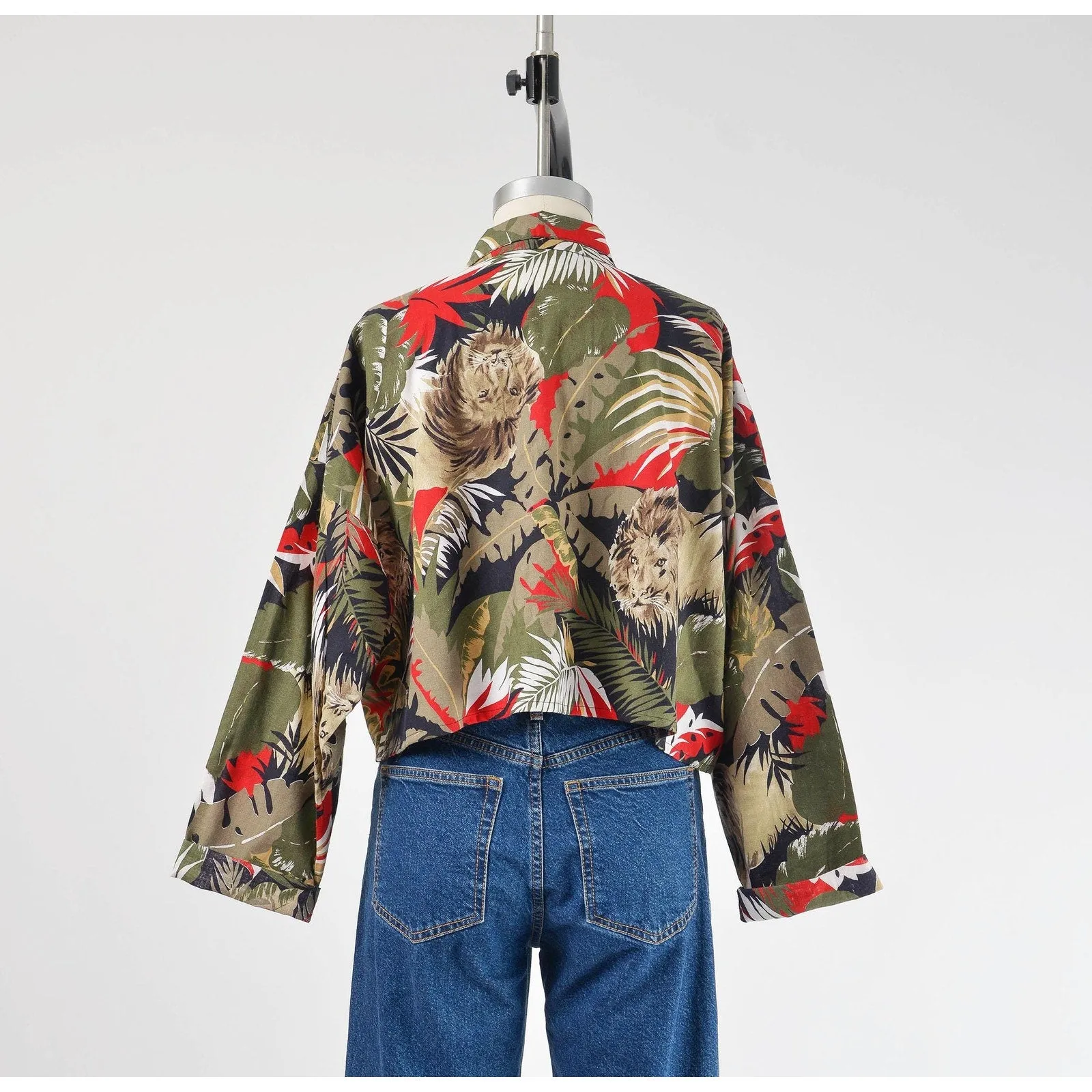 Vintage 80s Leaf Jungle Lion Print Cotton Collared Oversized Cropped Shirt size L XL