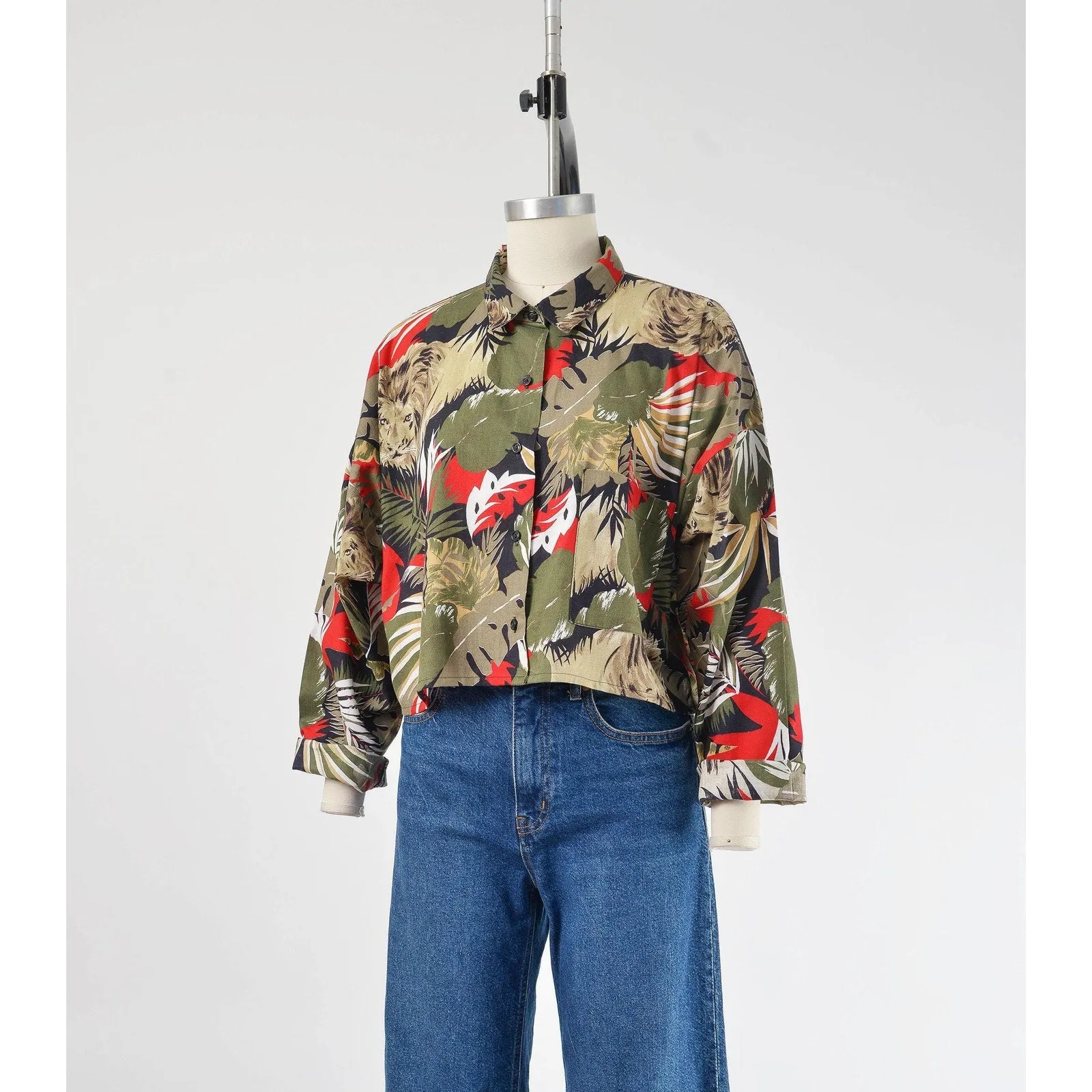 Vintage 80s Leaf Jungle Lion Print Cotton Collared Oversized Cropped Shirt size L XL